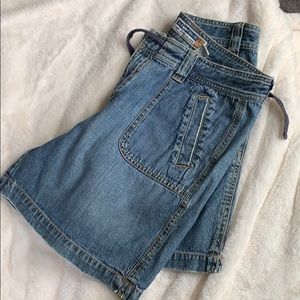 Women’s size 6 jean shorts.